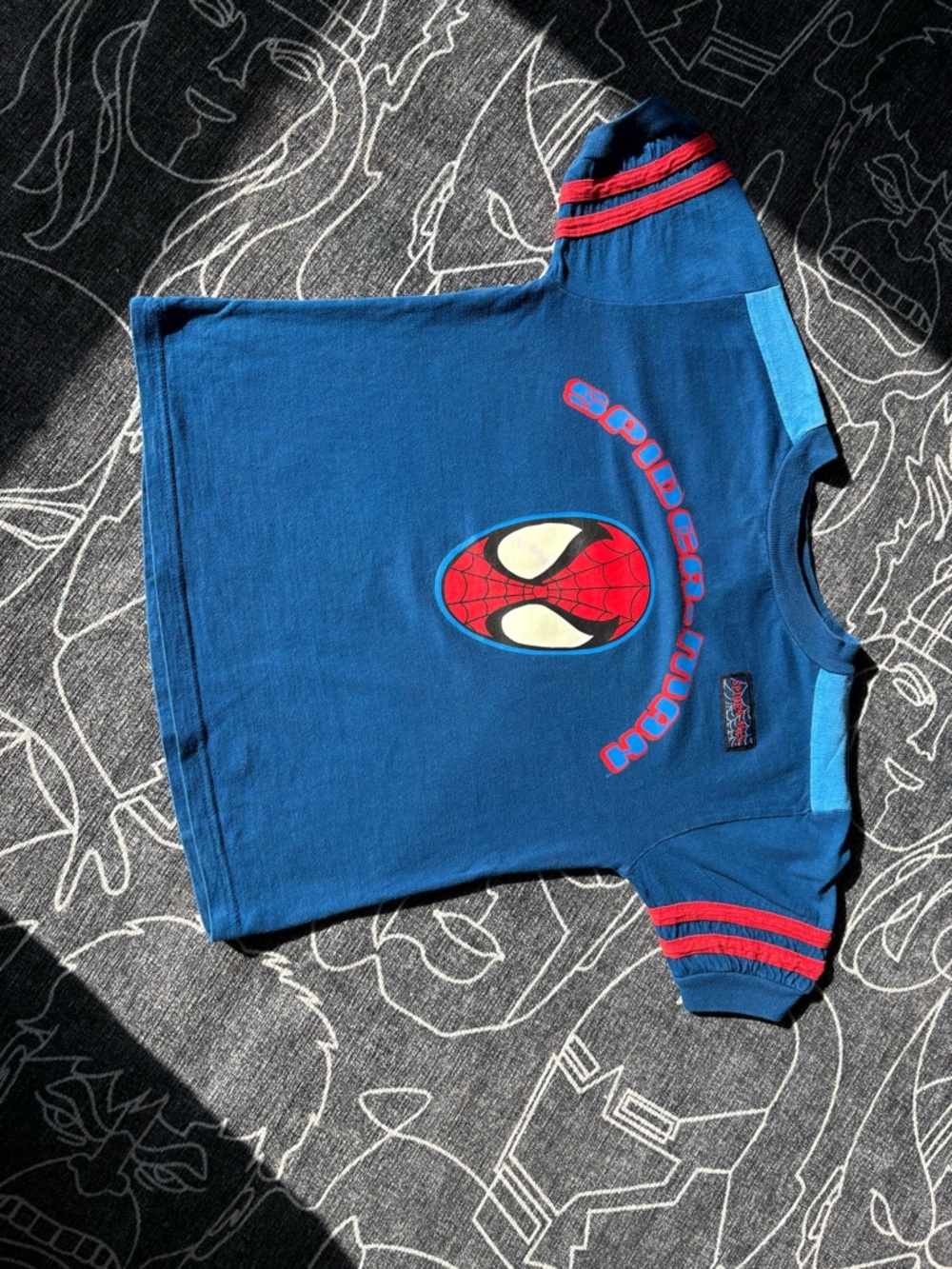 2002 spiderman baseball tee